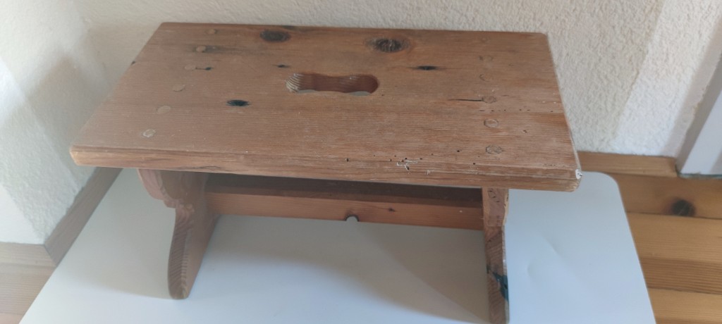 Holzhocker